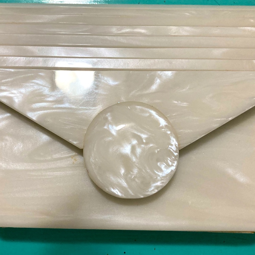 Vintage Lisette clutch